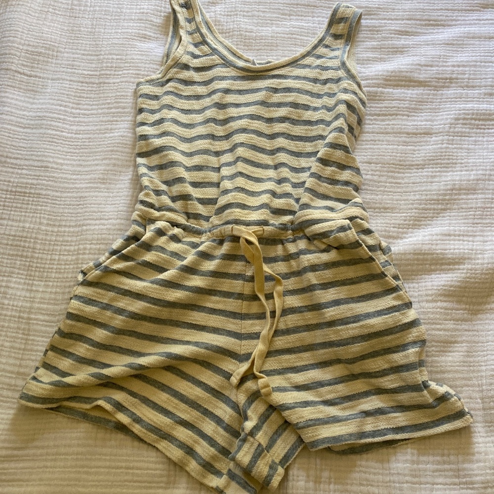 Old navy striped romper size xs